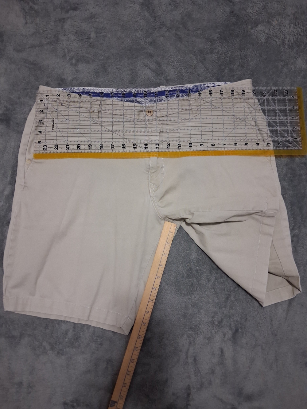 Bundle Two Pair Tommy Bahama Men's Blue And Khaki Flat-Front Cotton Shorts - Picture 9 of 12